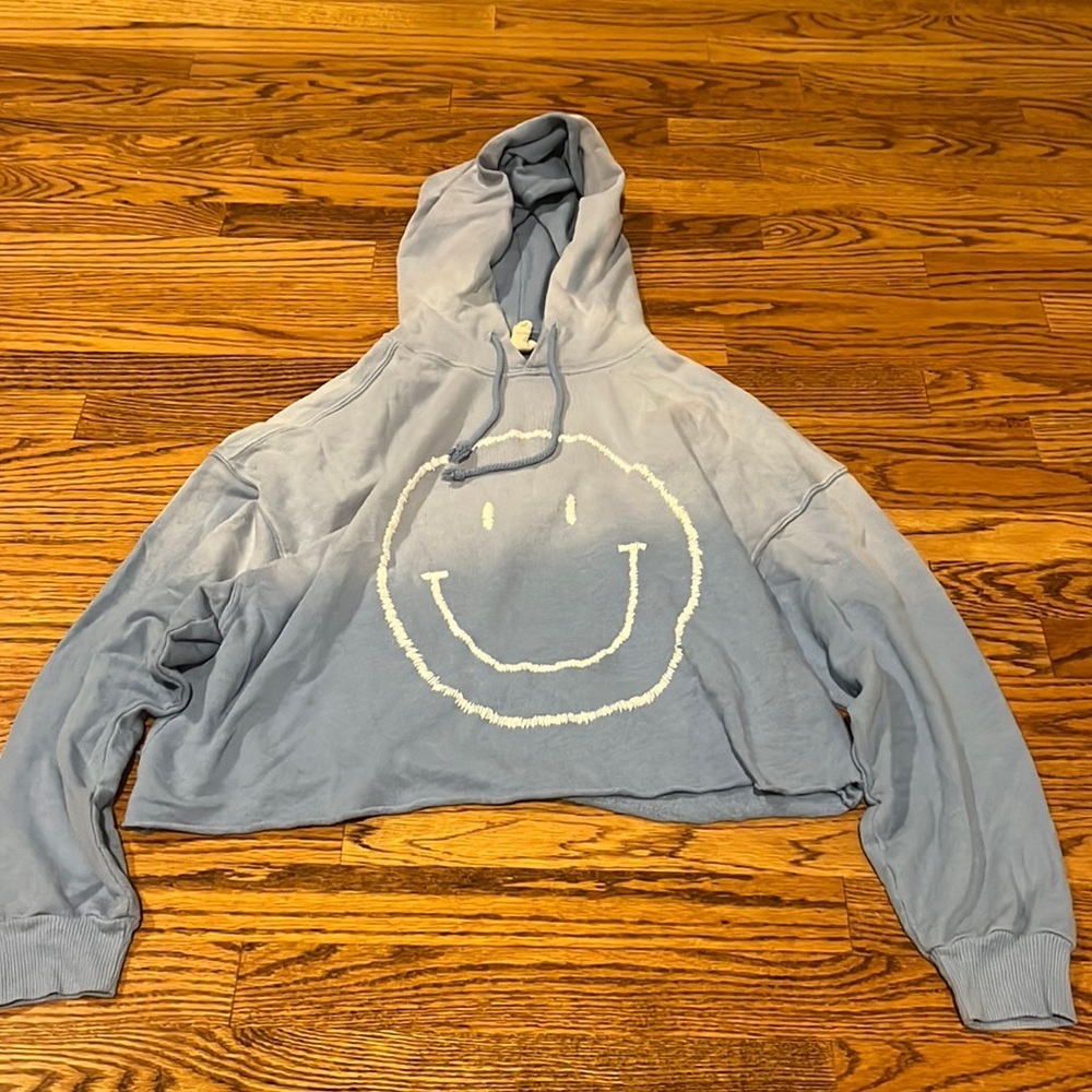 I.S.M.B.S Woman’a Blue Smiley Hoodie Size XS/S